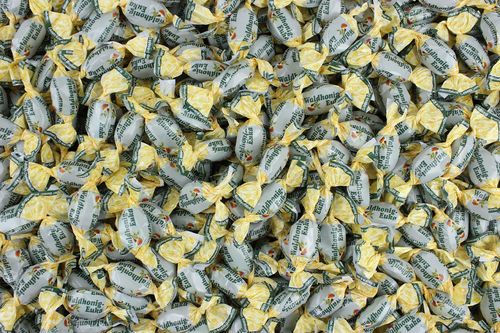 Waldhonig Eukalyptus Bonbons gefüllt gewickelt 100g